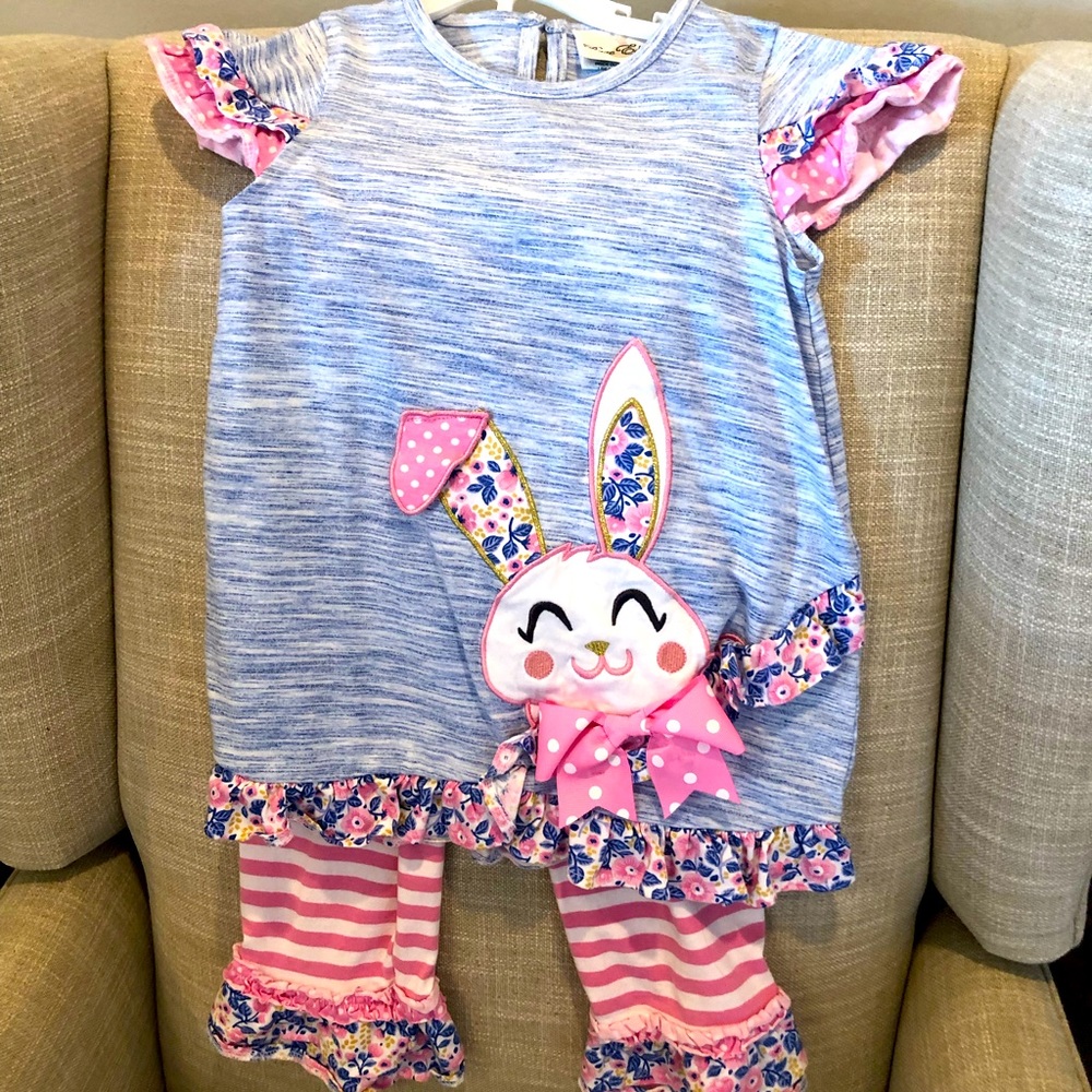 LIKE NEW! Rare Editions Bunny Outfit